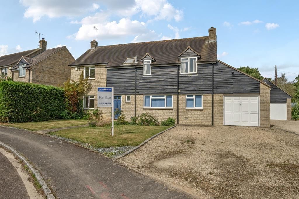 Property photo 1 of 19 External Front