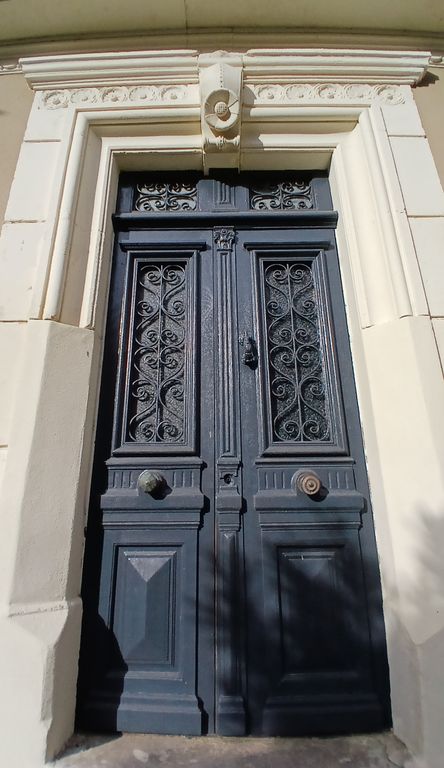 Property photo 3 of 34