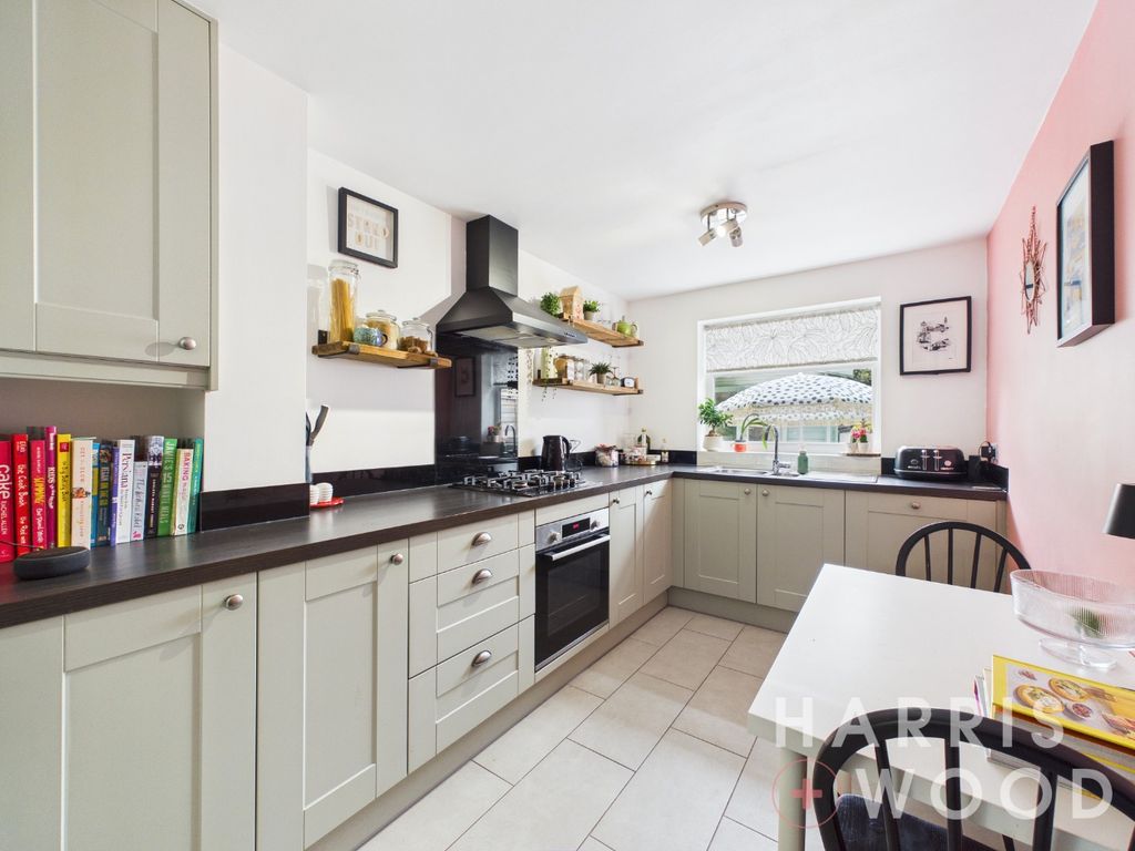 Property photo 2 of 28 5026953