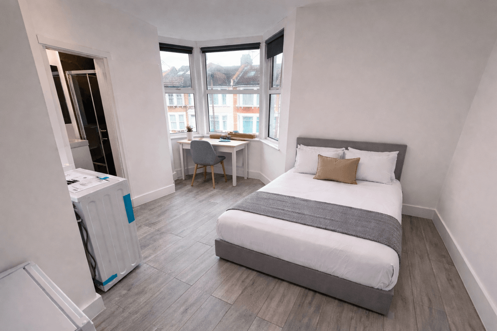 Property photo 1 of 6 Bright &amp; Fully Furnished Studio | All Bills Included (Excl. Electricity) | Ha1 1Qa | Â£1,200 Pcm