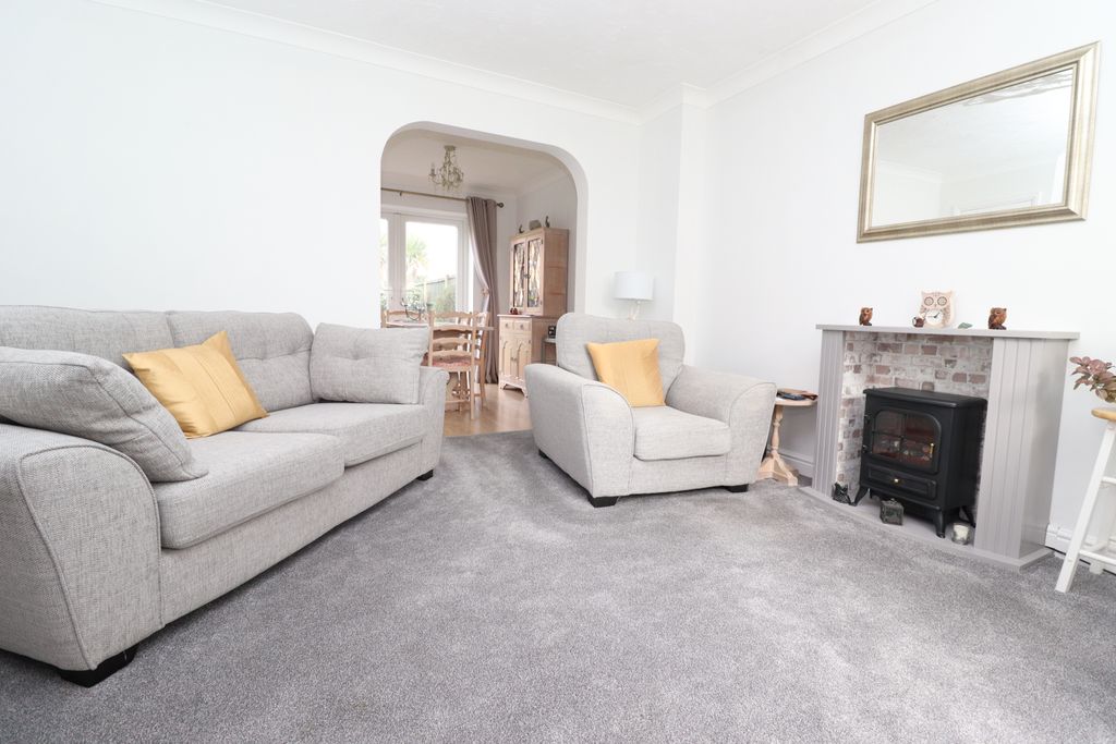 Property photo 3 of 13 Img_6259