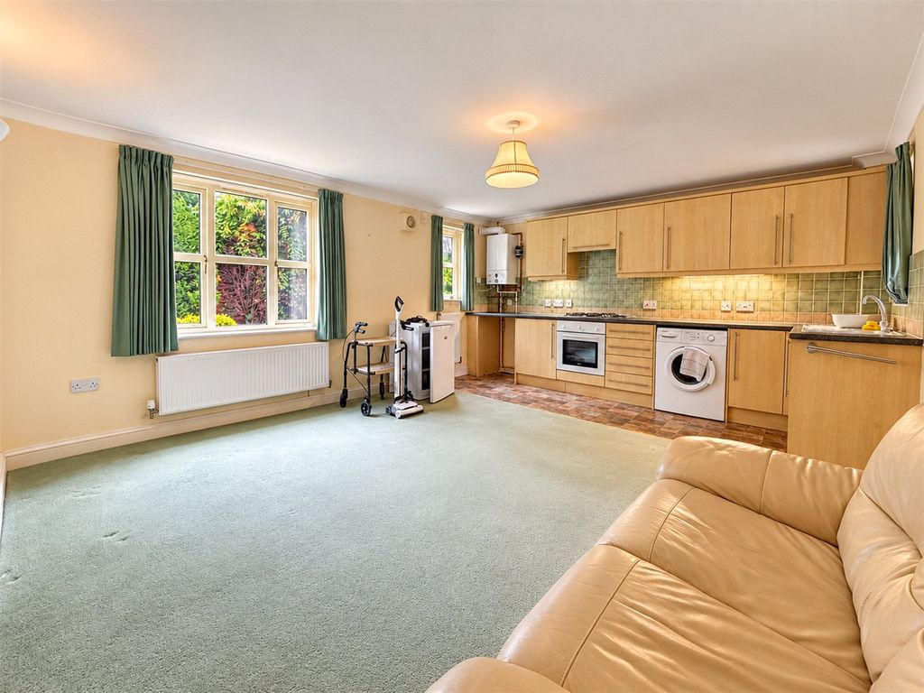 Property photo 2 of 7 Picture No. 05