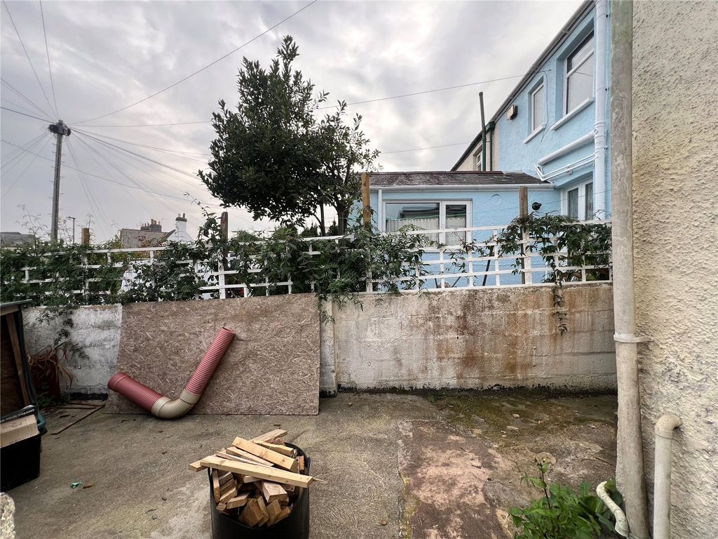 Property photo 2 of 8 Picture No. 03