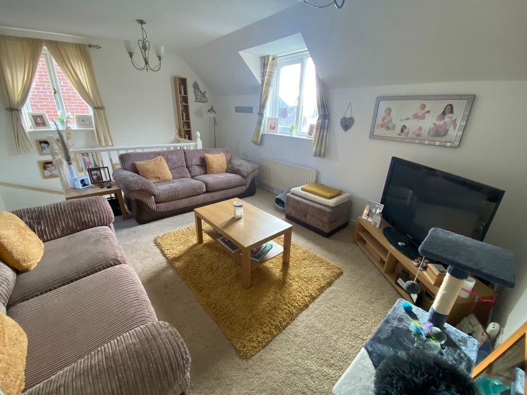 Property photo 2 of 27