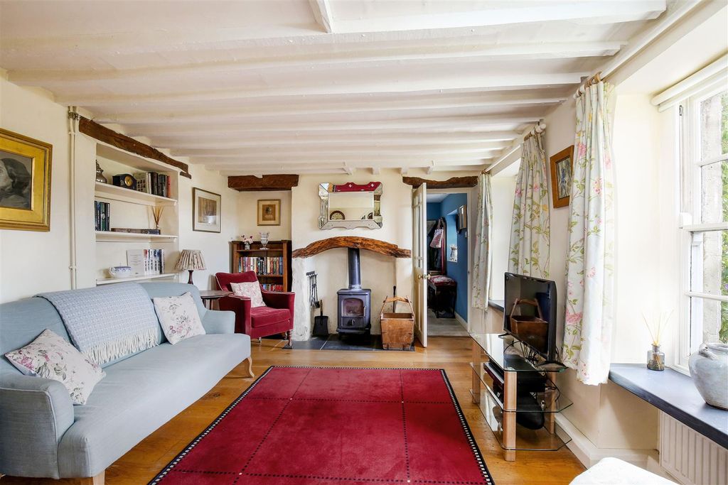 Property photo 3 of 19 5 Star Lane Fpz215213 (12).Jpg