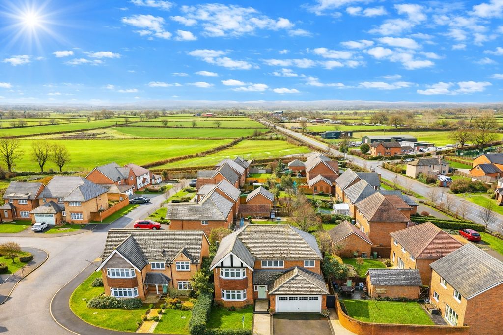 Property photo 3 of 24 Picture No. 31