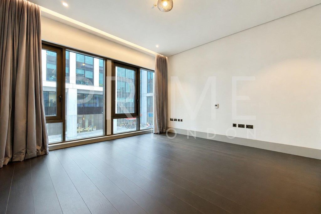 Property photo 2 of 12 Vs Wm1.Jpg