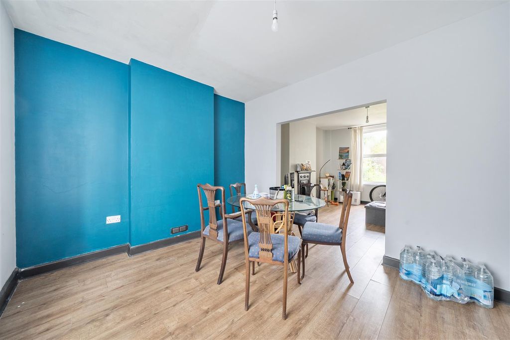 Property photo 2 of 13 Dining Room