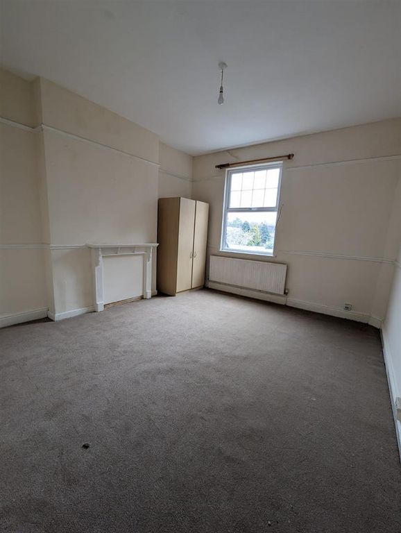 Property photo 3 of 7 L9-Sc642Veqv3Gcgm-m5Ta.Jpg