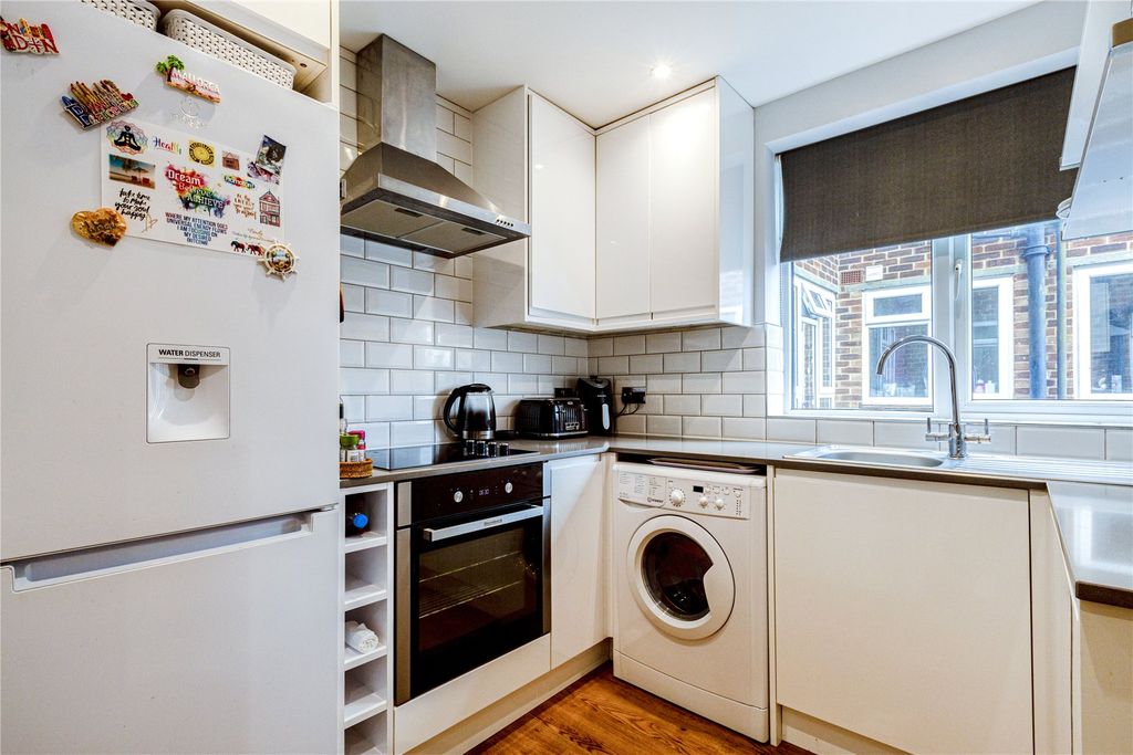 Property photo 2 of 9 Picture No. 02
