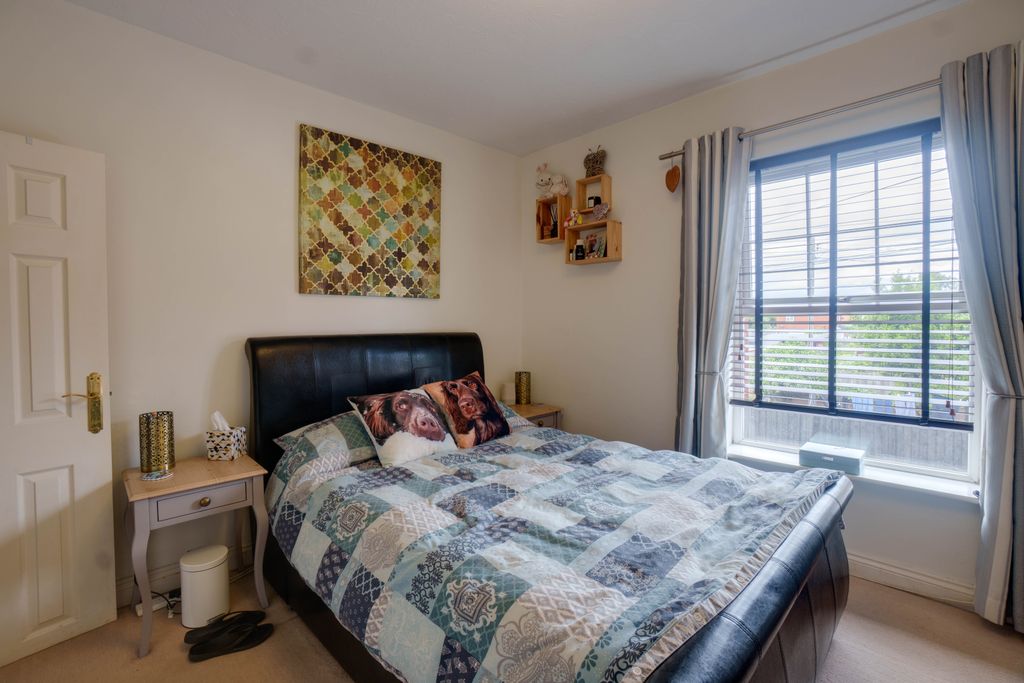 Property photo 3 of 17 A6703316