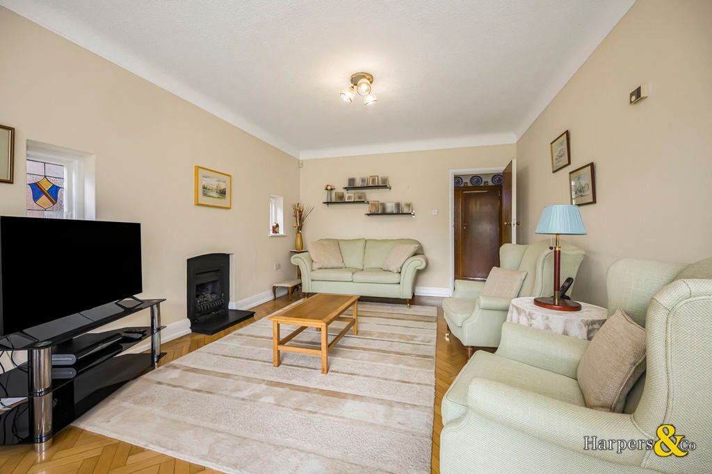 Additional image 7 of 3 bed property for saleShepherds Lane, Dartford DA1