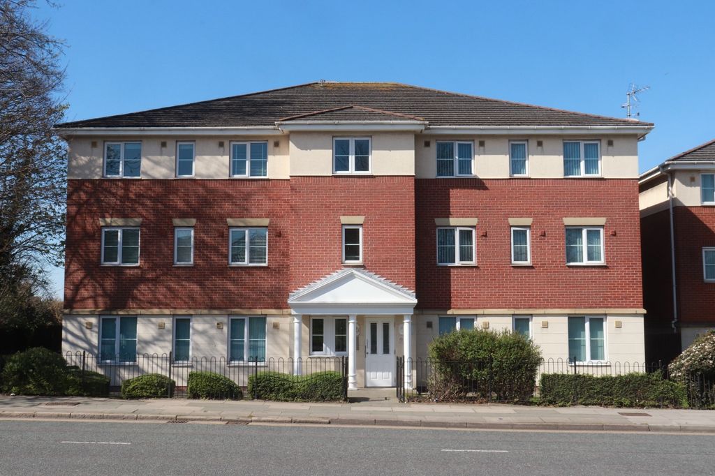 Property photo 1 of 14