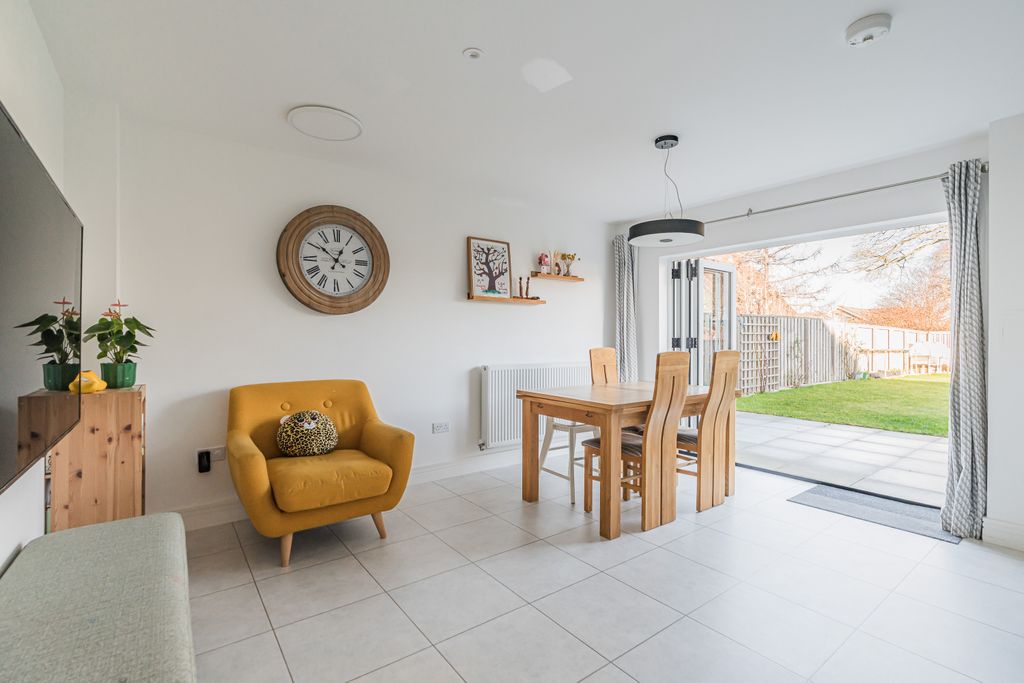 Property photo 2 of 28 Property Image 2