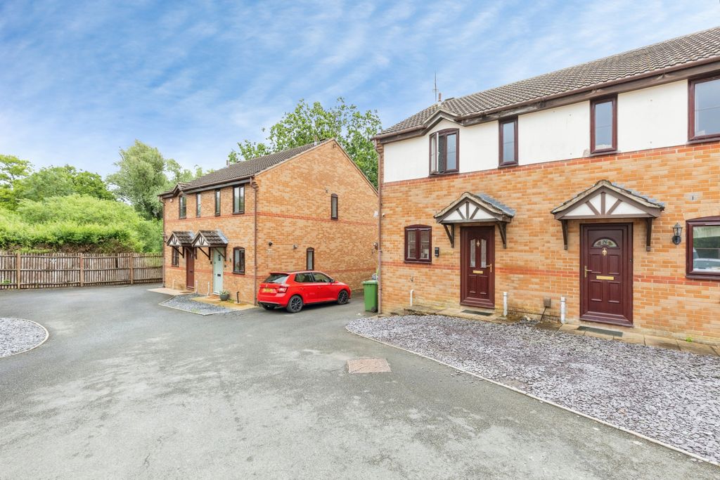 Property photo 2 of 16