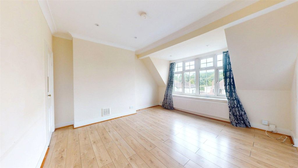 Property photo 1 of 6 Living Room