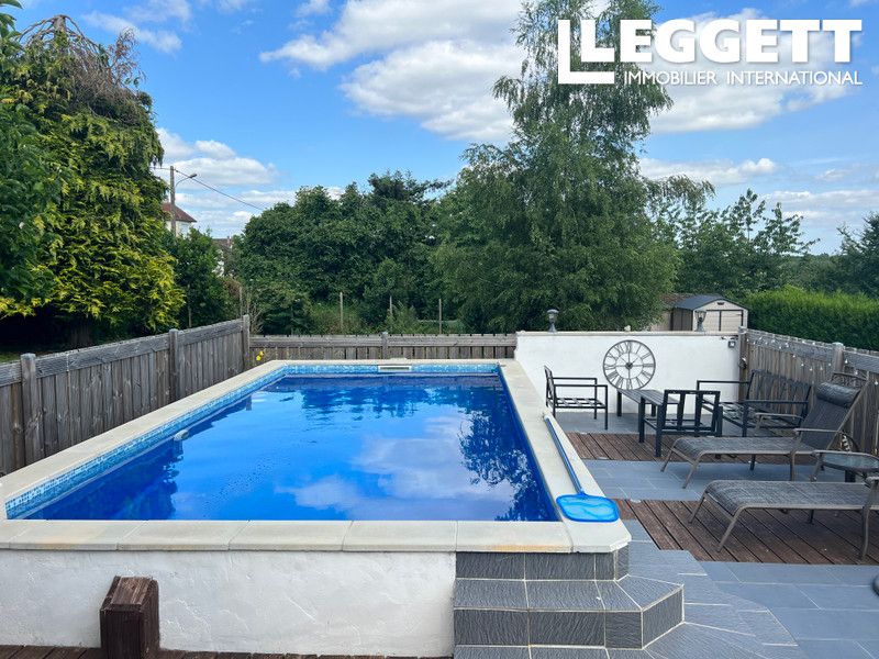 Property photo 3 of 10