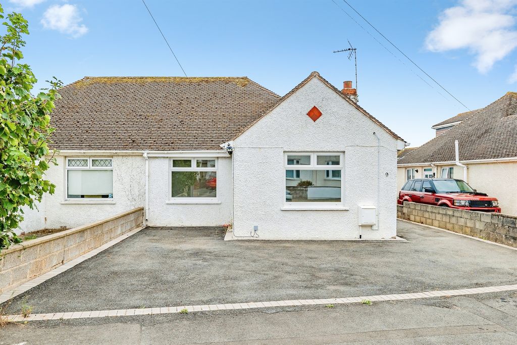 Property photo 1 of 15