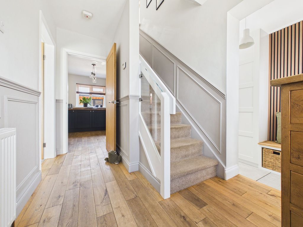 Property photo 2 of 26