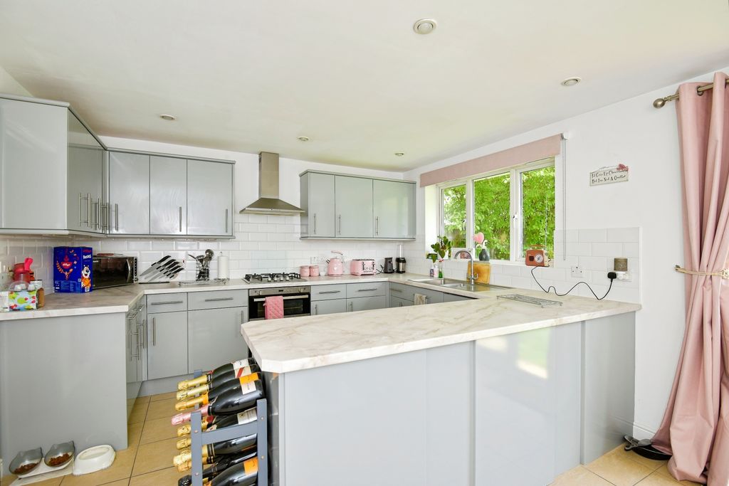 Property photo 3 of 20 Open Plan Kitchen &amp; Dining Room