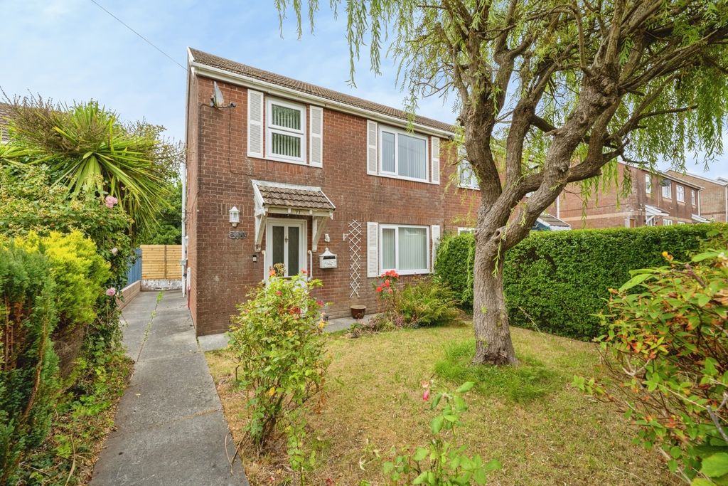 Property photo 1 of 18 Pbox-Img.Jpg