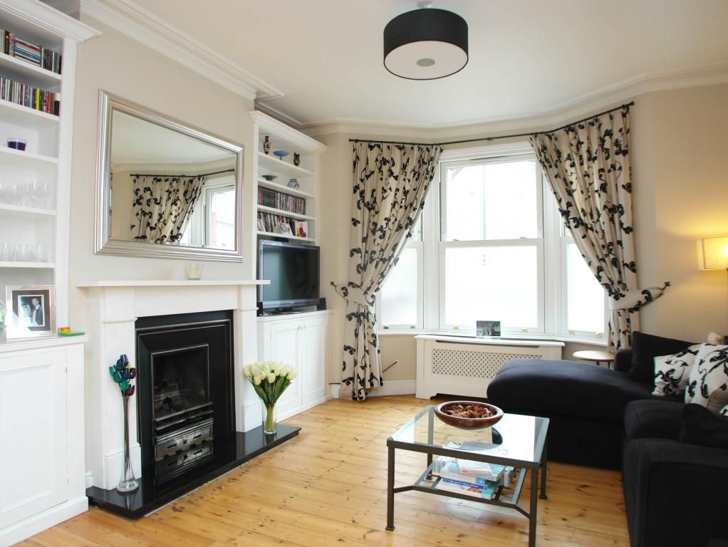 Property photo 2 of 10 Reception