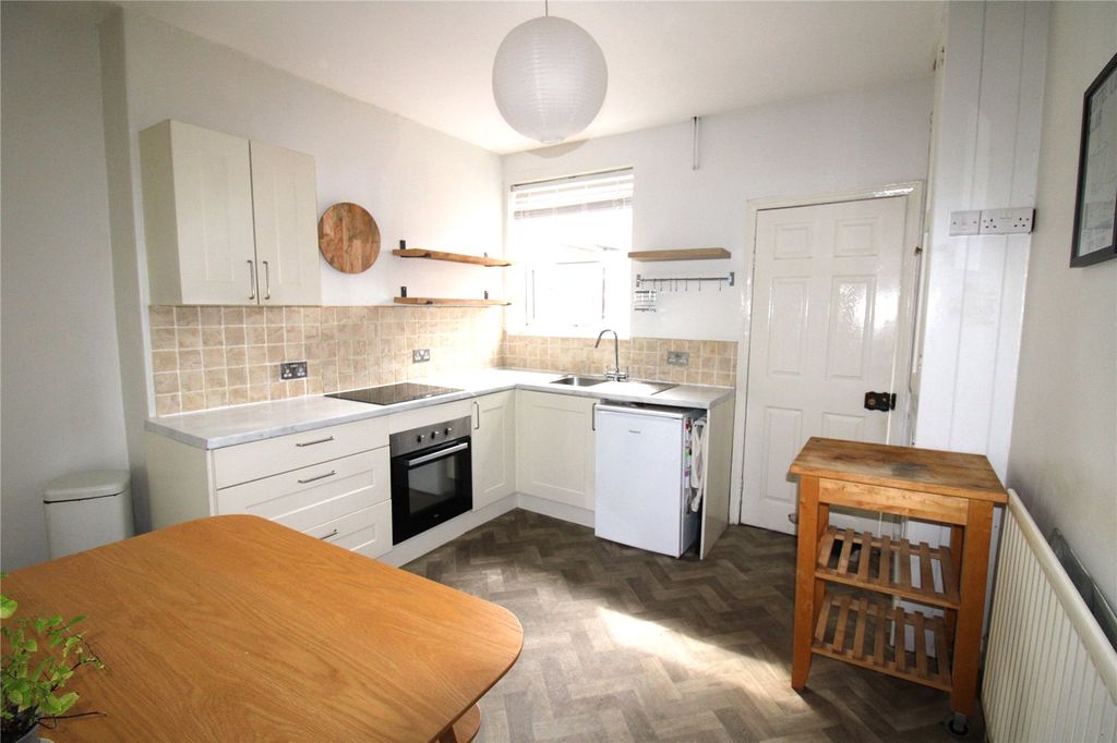 Property photo 2 of 11 Picture No. 06