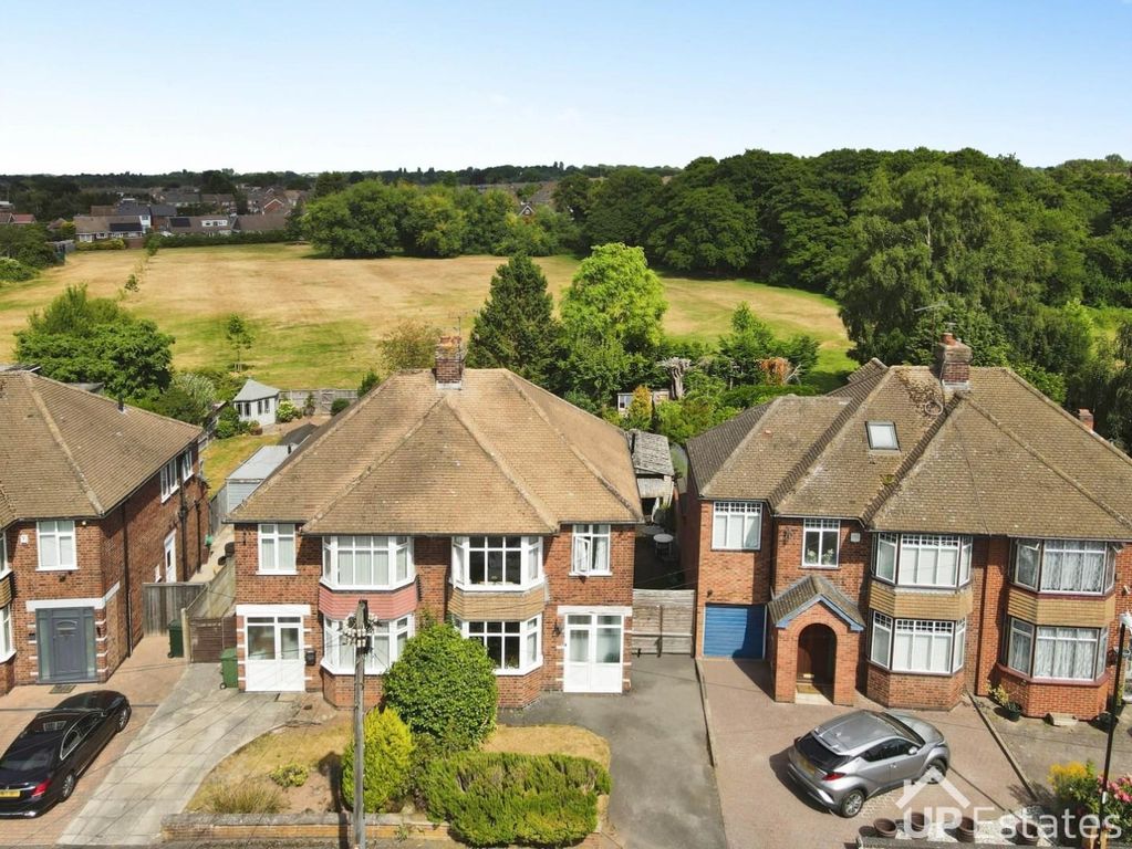 Property photo 1 of 32