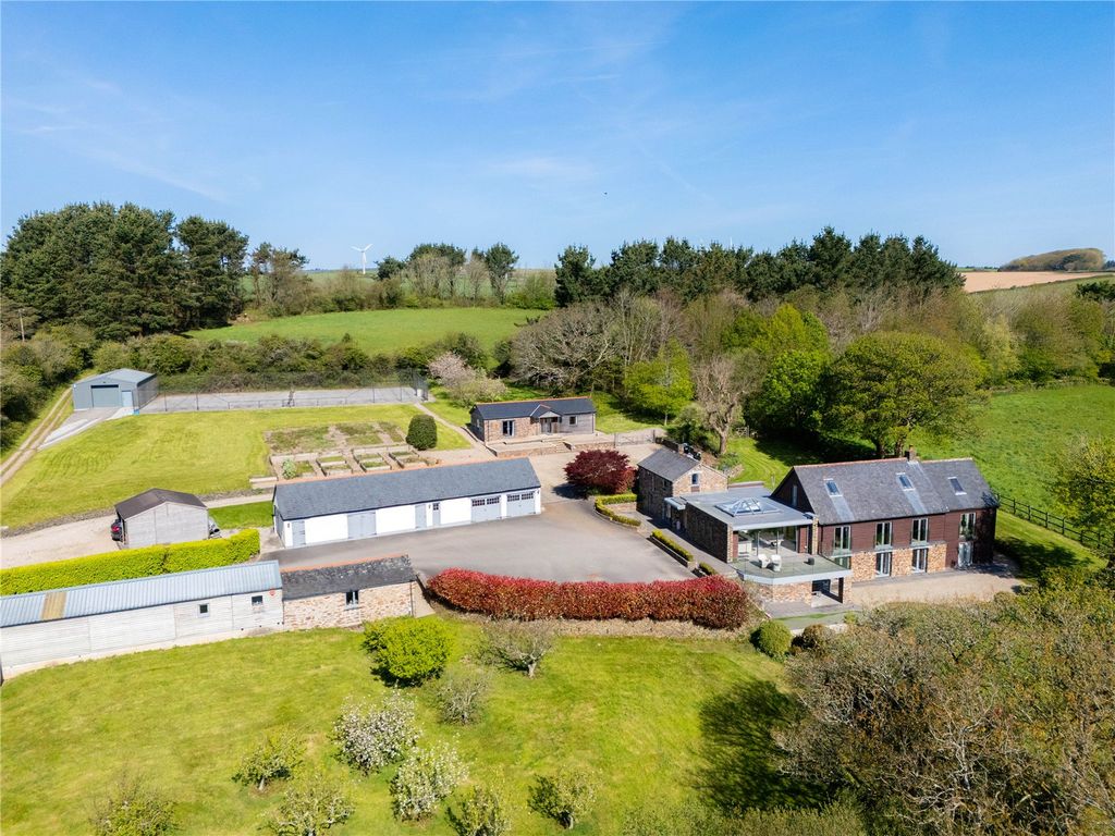 Property photo 1 of 37 Aerial