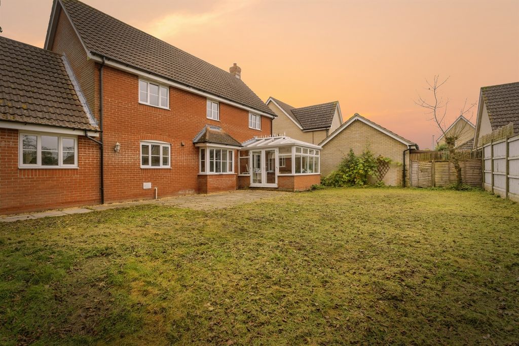 Property photo 3 of 23