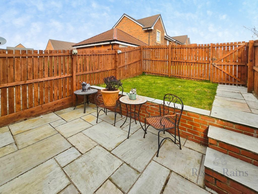 Property photo 3 of 42 Picture No. 32