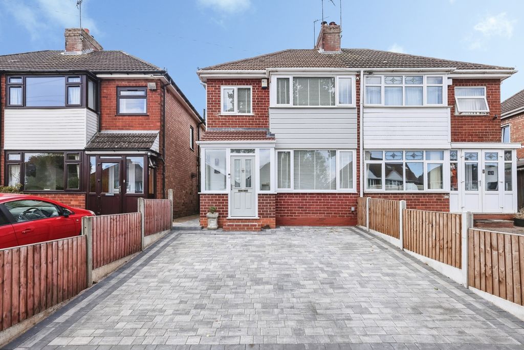 Property photo 1 of 21 Pbox-Img.Jpg
