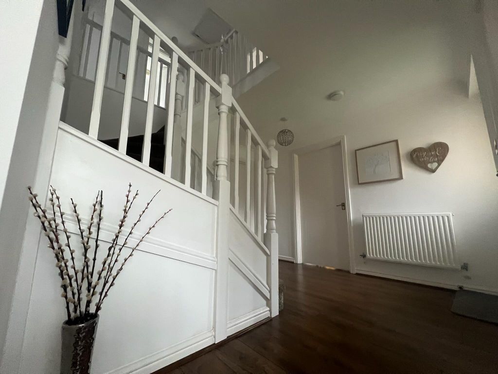 Property photo 3 of 26