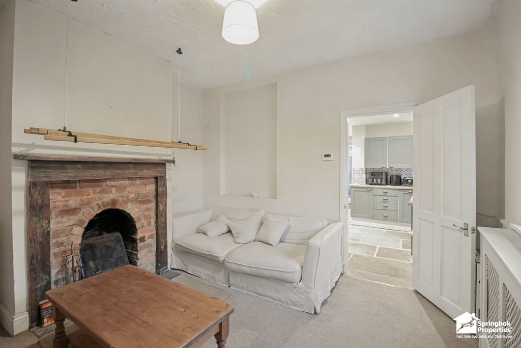 Property photo 3 of 18 Image 2