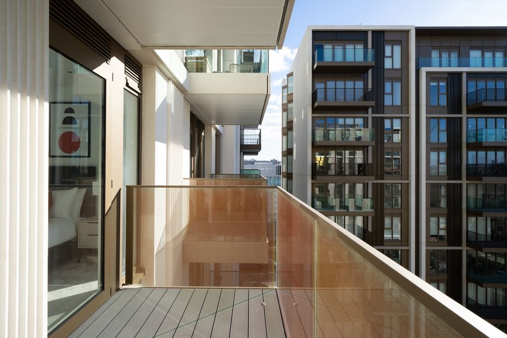 Property photo 2 of 17 Dsc02054