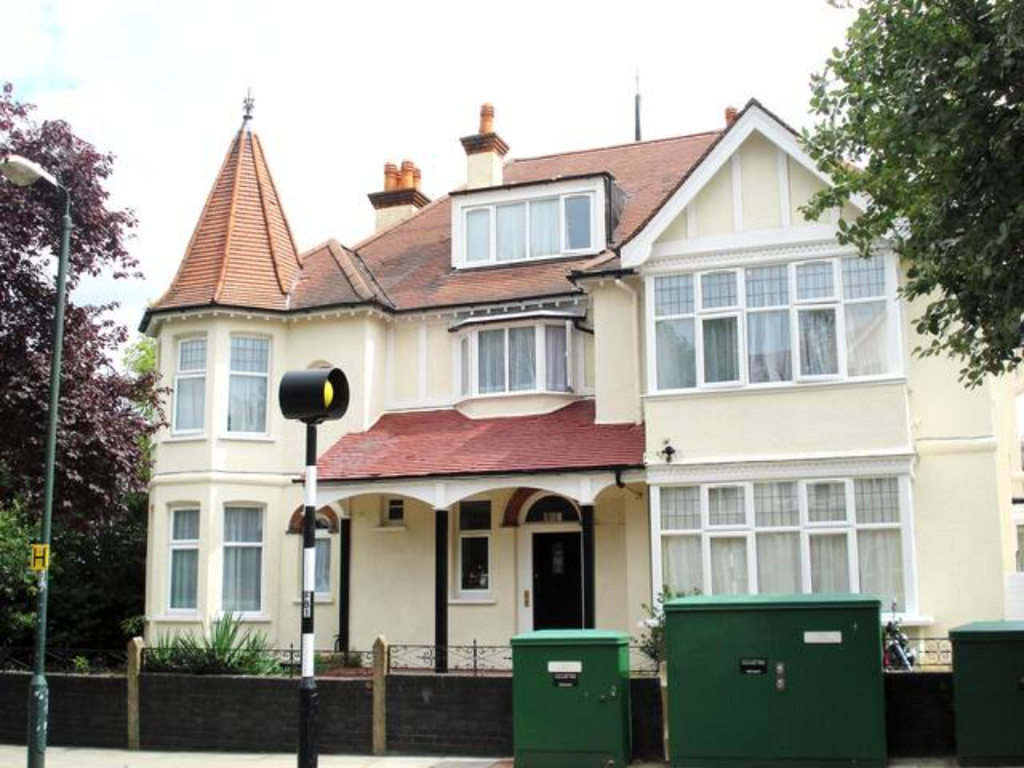 Property photo 3 of 3