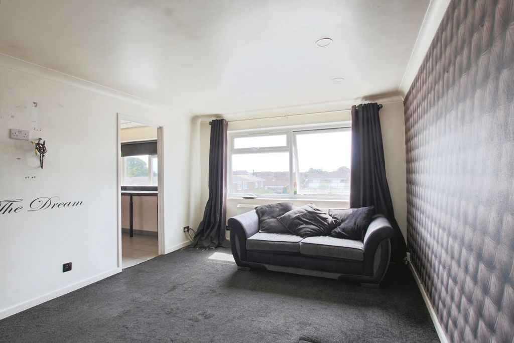 Property photo 3 of 7 4281428