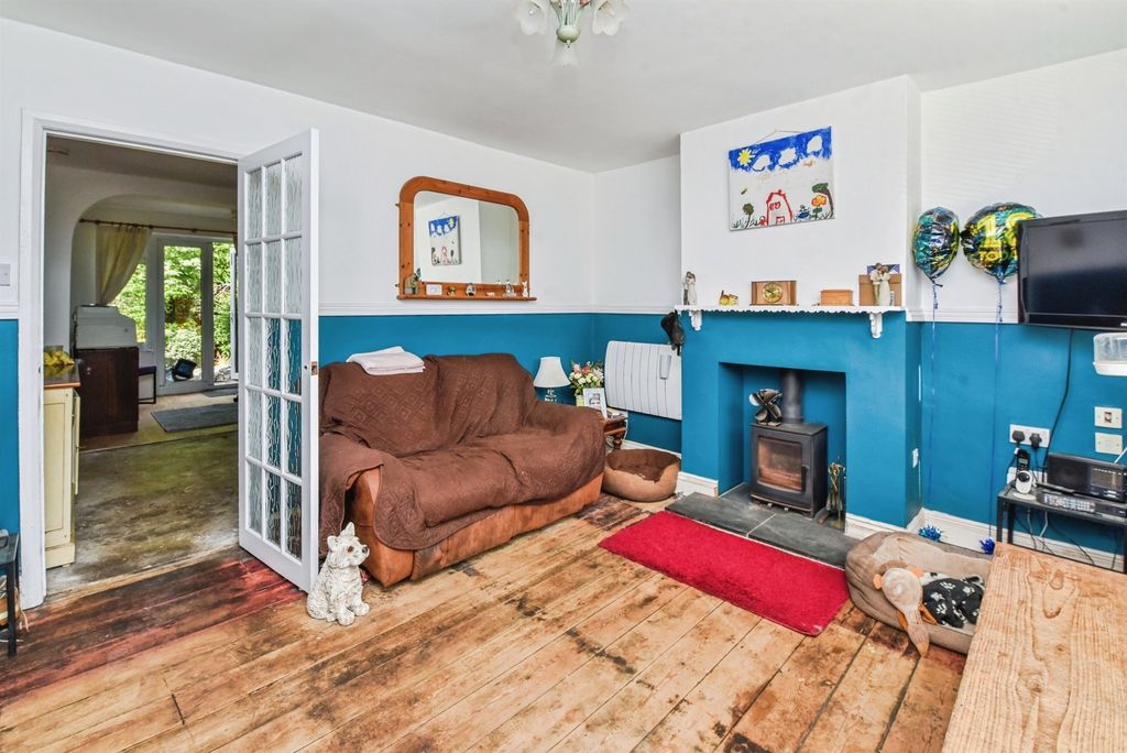 Property photo 2 of 15