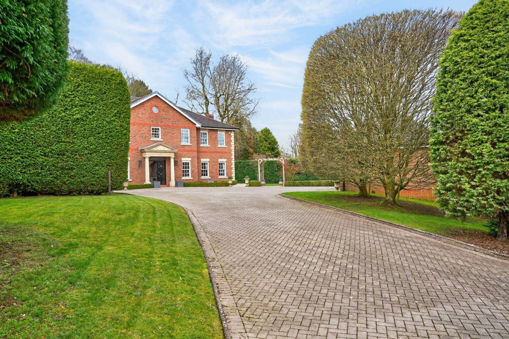 Property photo 3 of 47