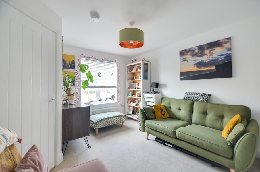 Property photo 1 of 30 Lounge (8).Jpg