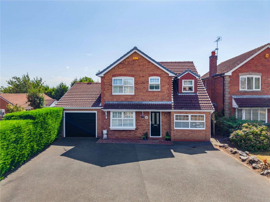 Property photo 1 of 34 Picture No. 38