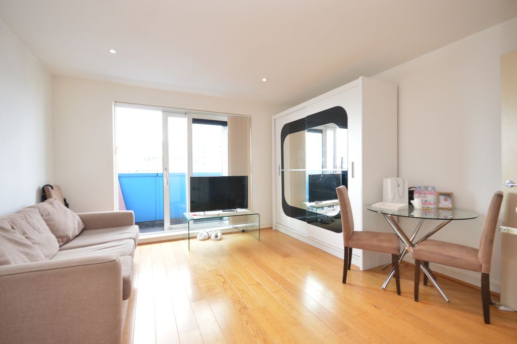 Property photo 1 of 9 1 Bedroom Apartment To Rent