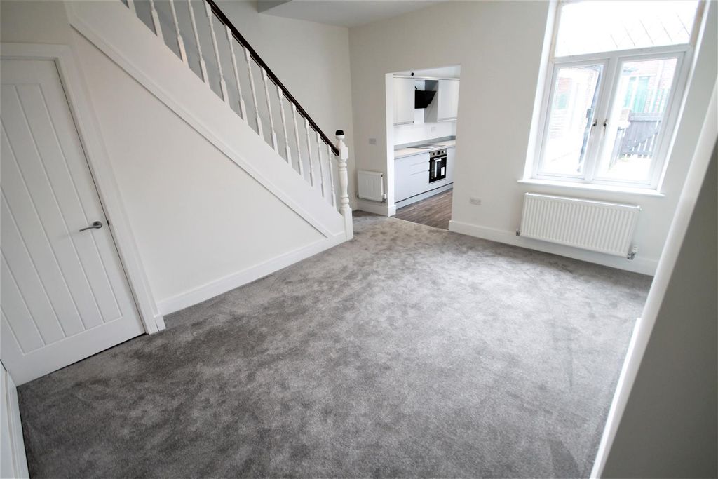 Property photo 2 of 6 Dining Room