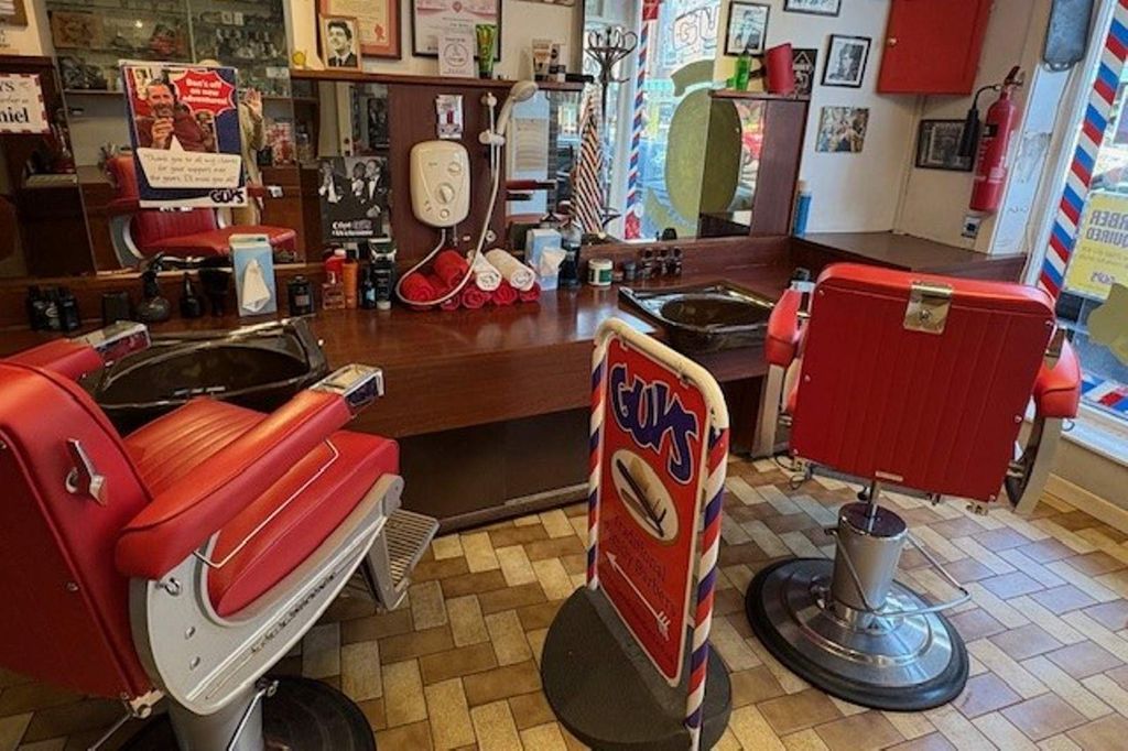 Property photo 2 of 7