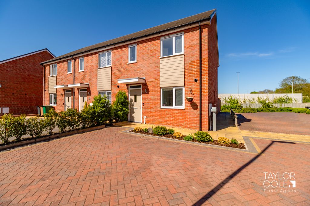 Property photo 1 of 21