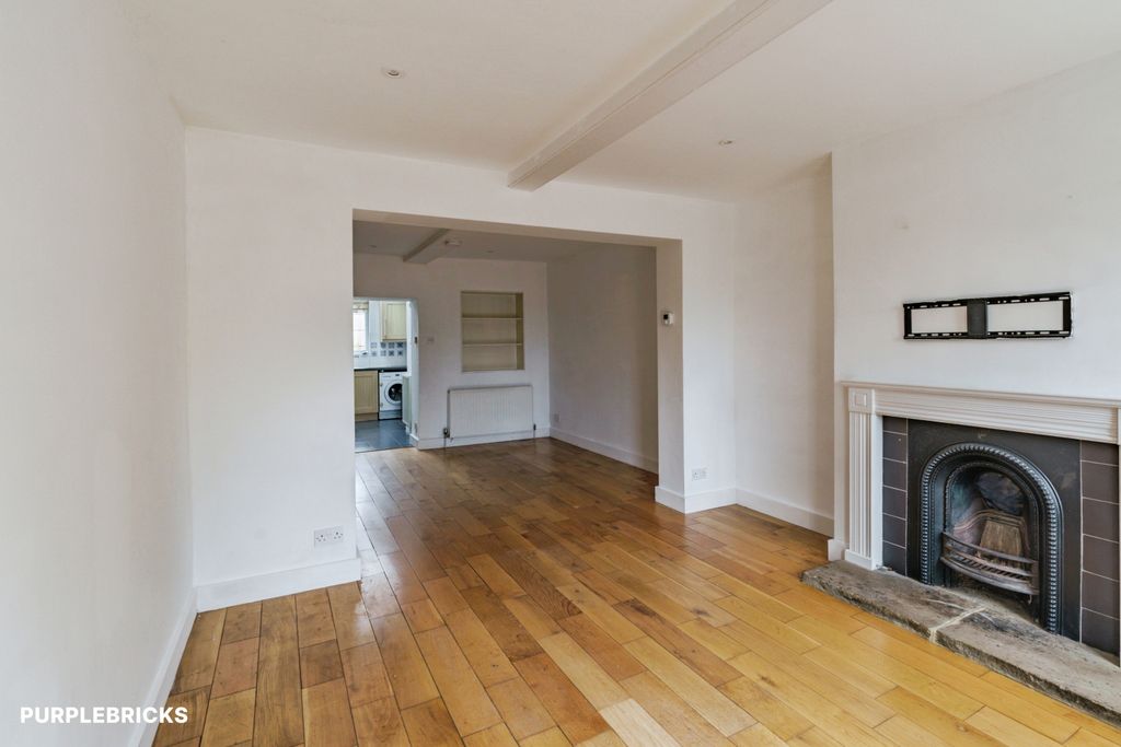 Property photo 3 of 41