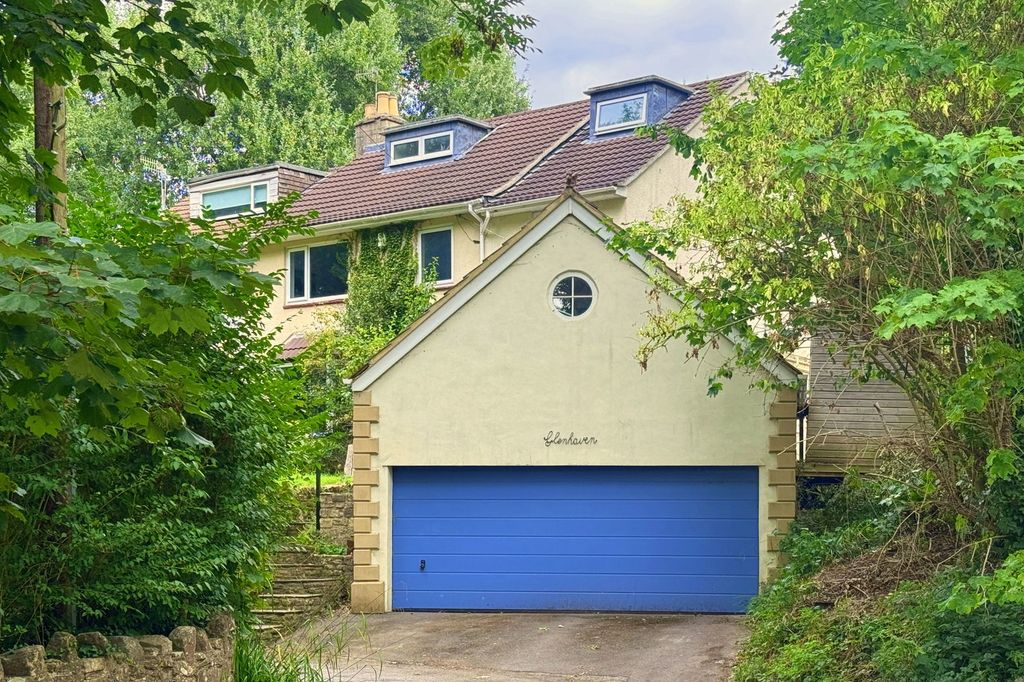 Property photo 1 of 26