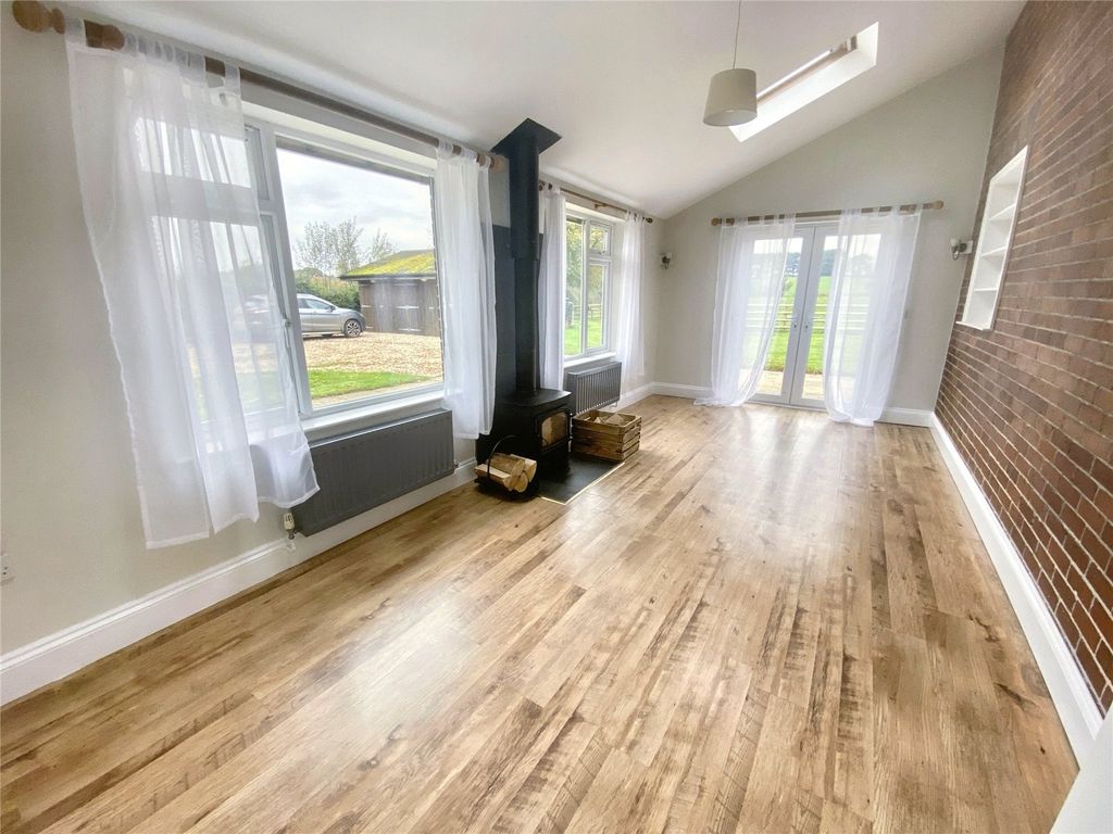 Property photo 2 of 15 Picture No. 15