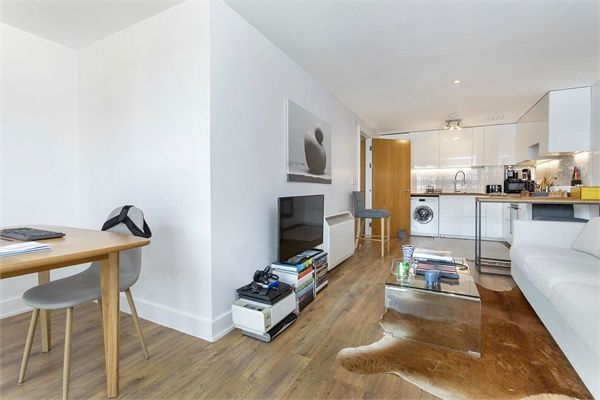 Property photo 3 of 9