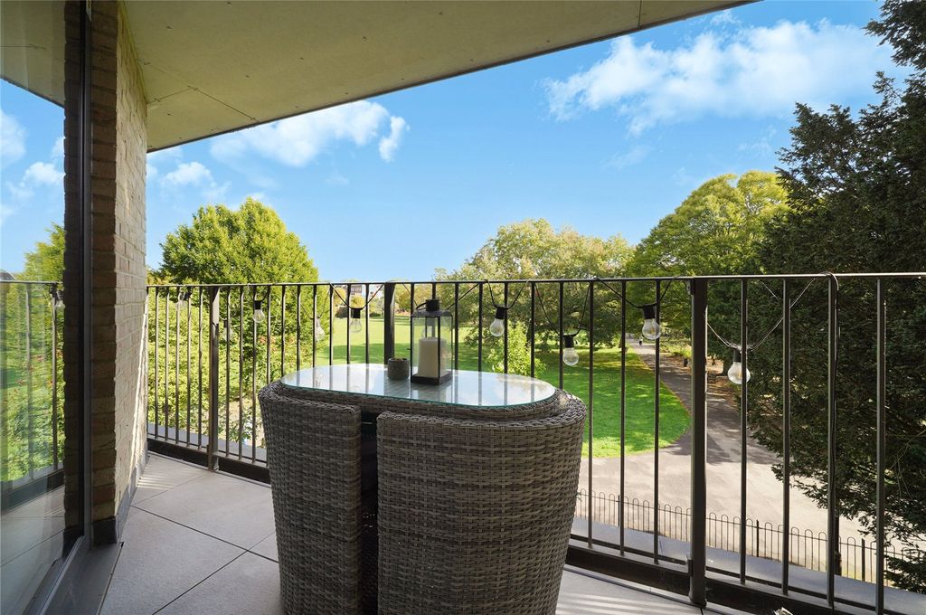 Property photo 3 of 17 Picture No. 46